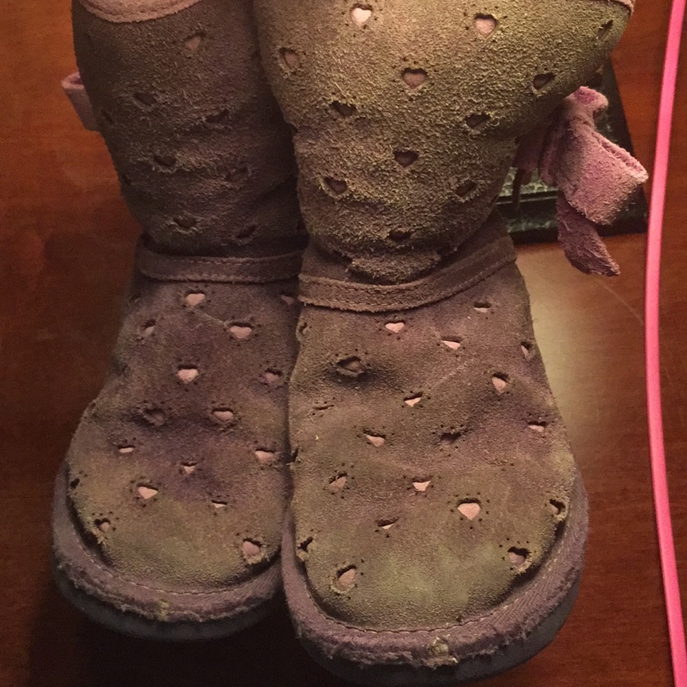 Ugg - Picture 7 of 8